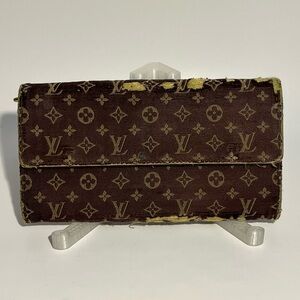Louis Vuitton Monogram Sarah Wallet Vintage LV Snap Long Wallet France